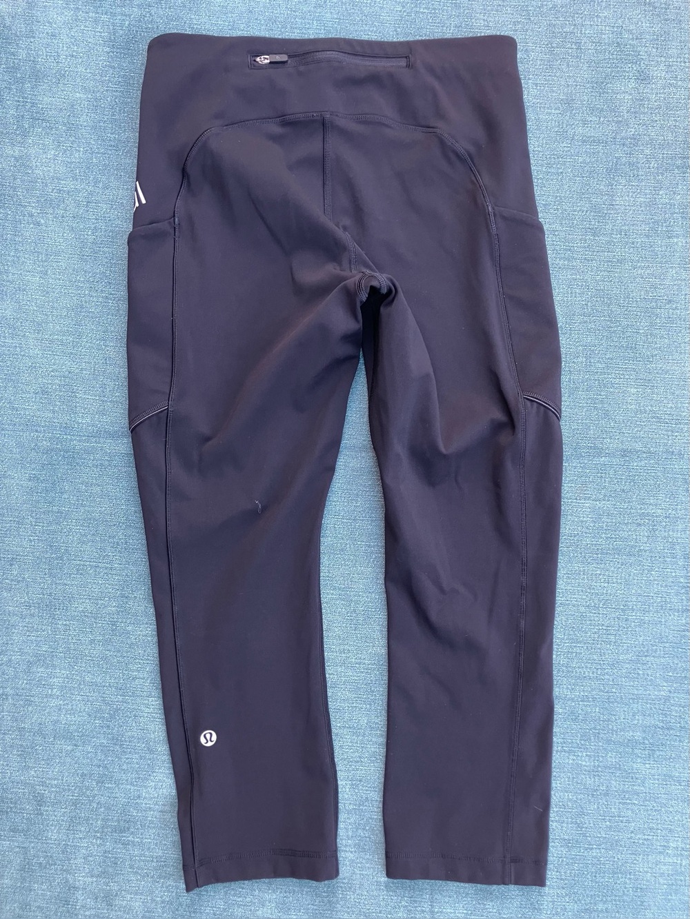 lululemon Black Performance Soul Cropped Leggings - Picture 9 of 14